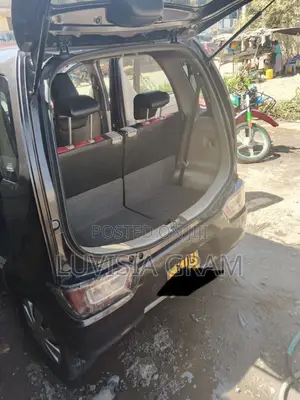 Suzuki Wagon R 660 Petrol FWD 2017 Brown