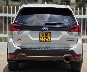 Subaru Forester 2019 White
