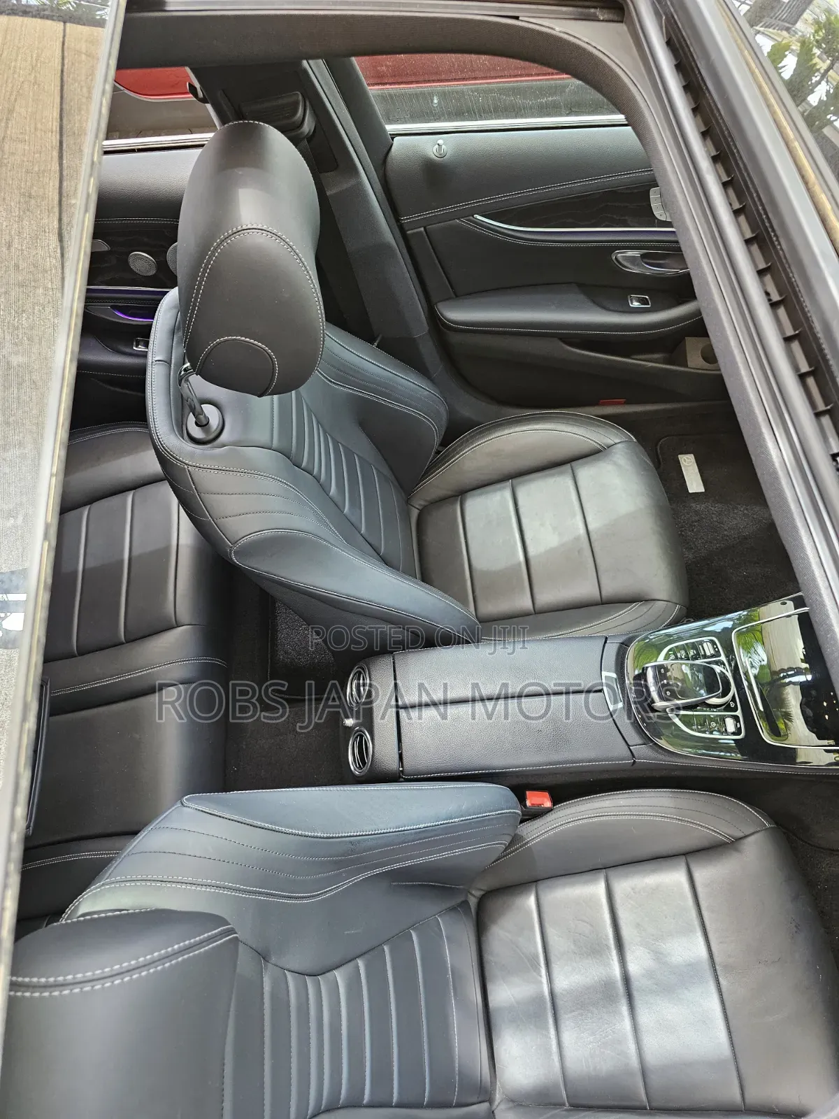 Mercedes-Benz E200 2019 Off white