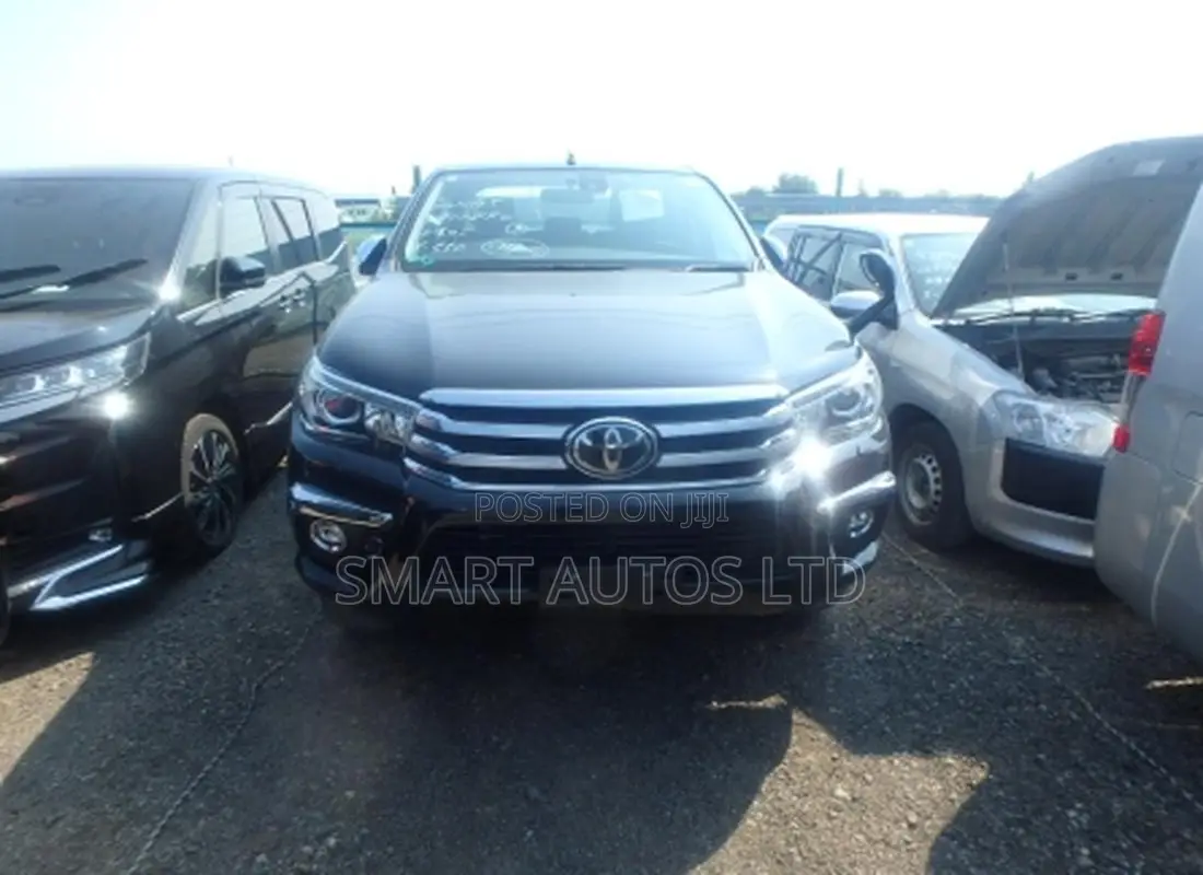 Toyota Hilux Revo Double Cab Deisel 2.4 AWD 2019 Matt Black