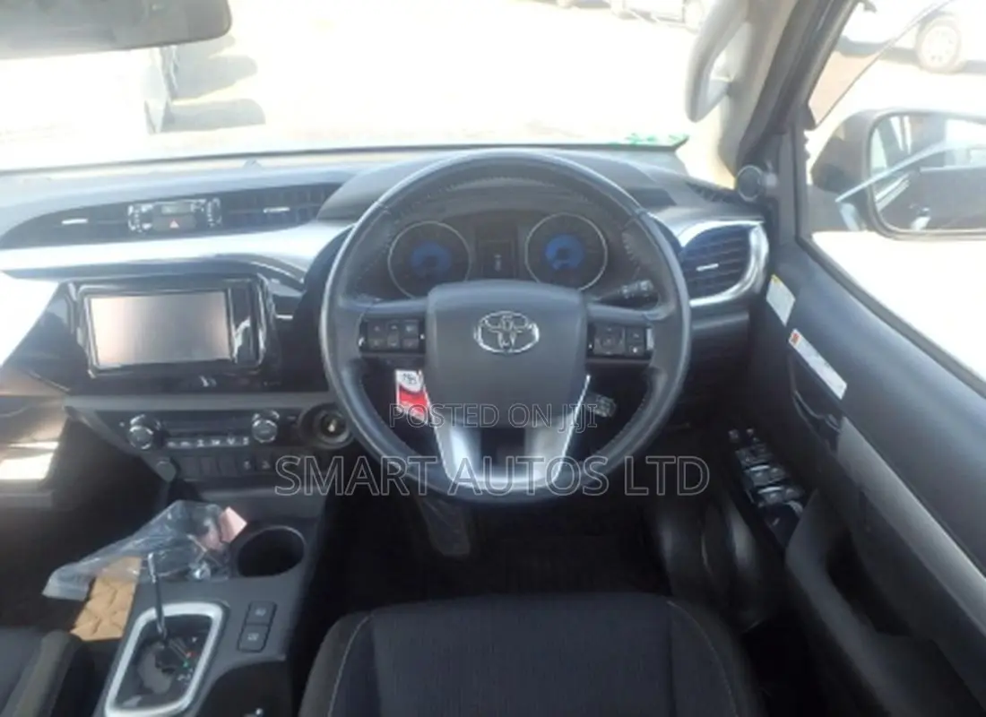 Toyota Hilux Revo Double Cab Deisel 2.4 AWD 2019 Matt Black