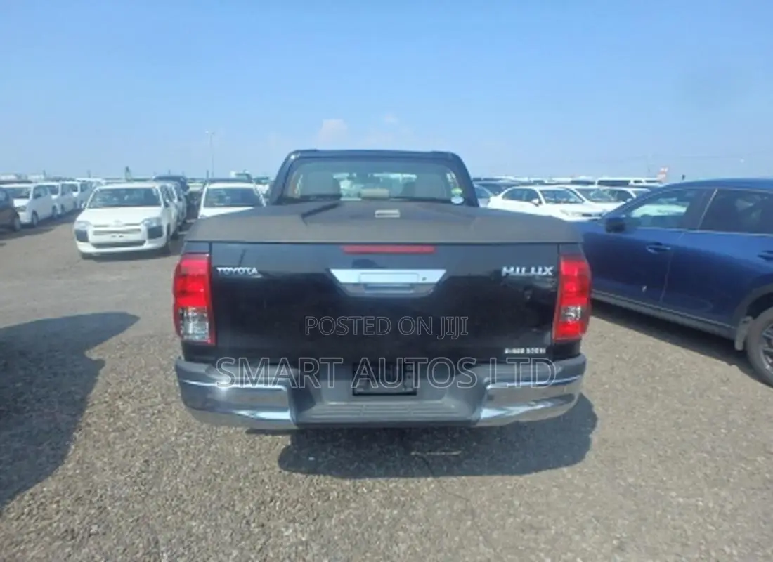 Toyota Hilux Revo Double Cab Deisel 2.4 AWD 2019 Matt Black