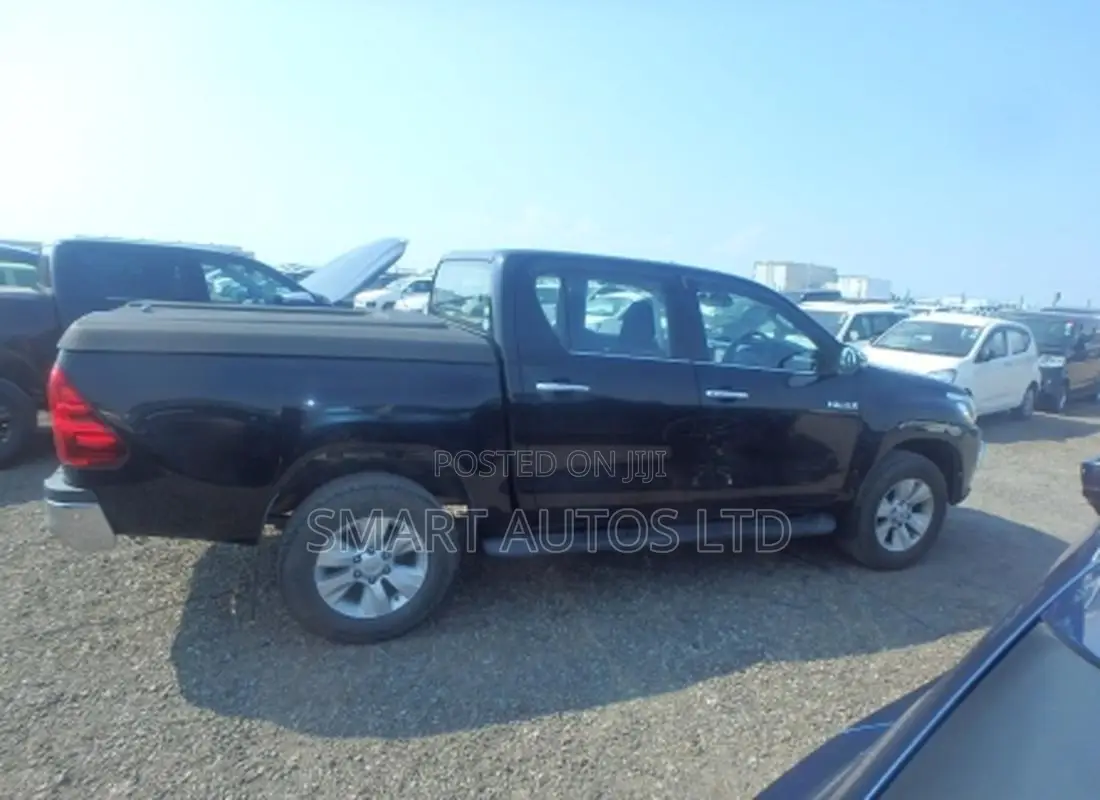 Toyota Hilux Revo Double Cab Deisel 2.4 AWD 2019 Matt Black