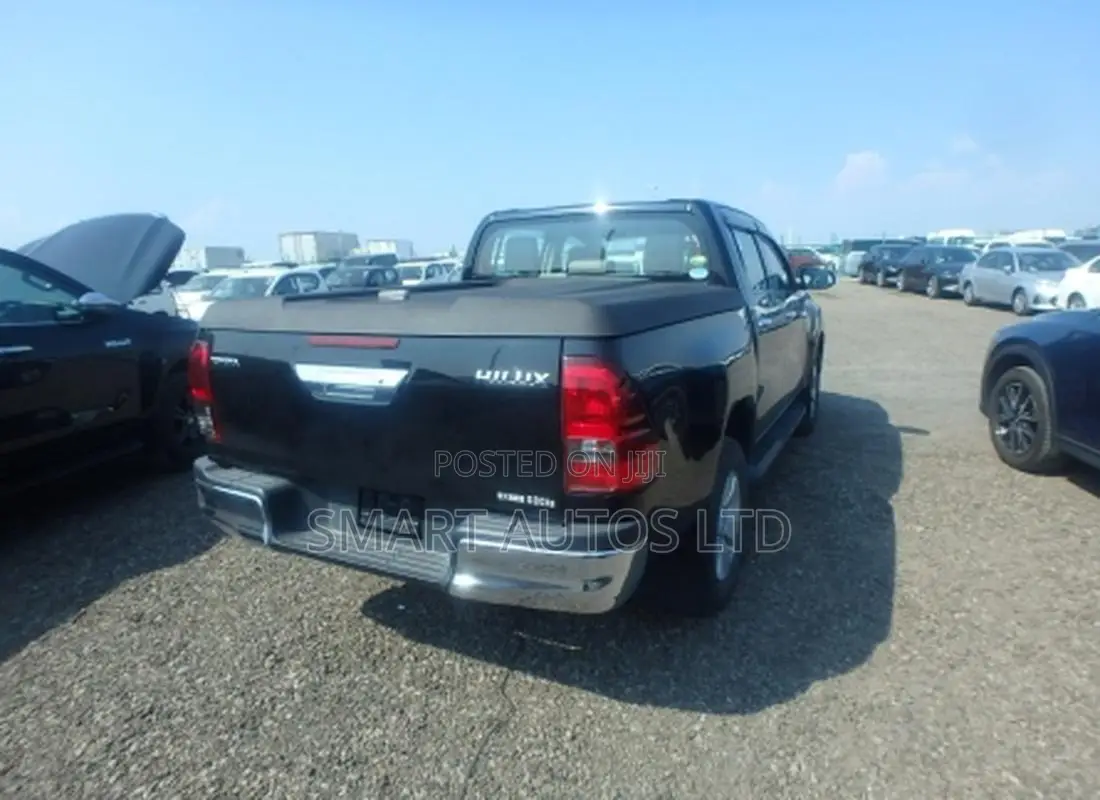 Toyota Hilux Revo Double Cab Deisel 2.4 AWD 2019 Matt Black