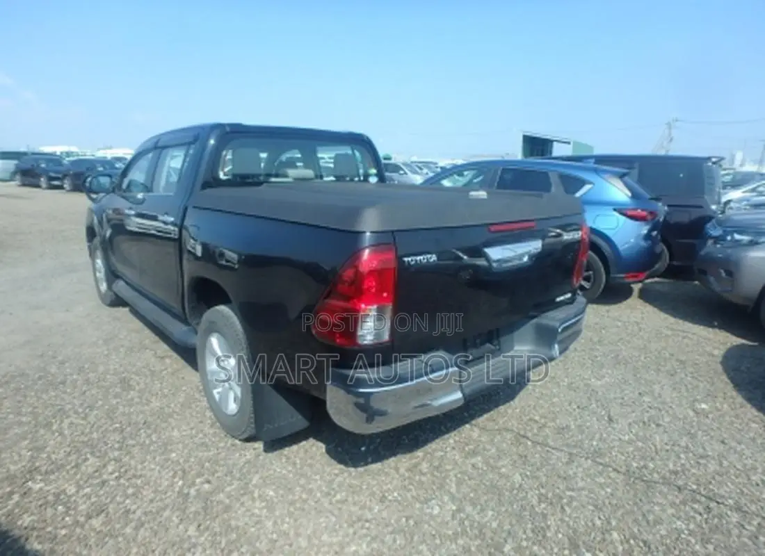 Toyota Hilux Revo Double Cab Deisel 2.4 AWD 2019 Matt Black