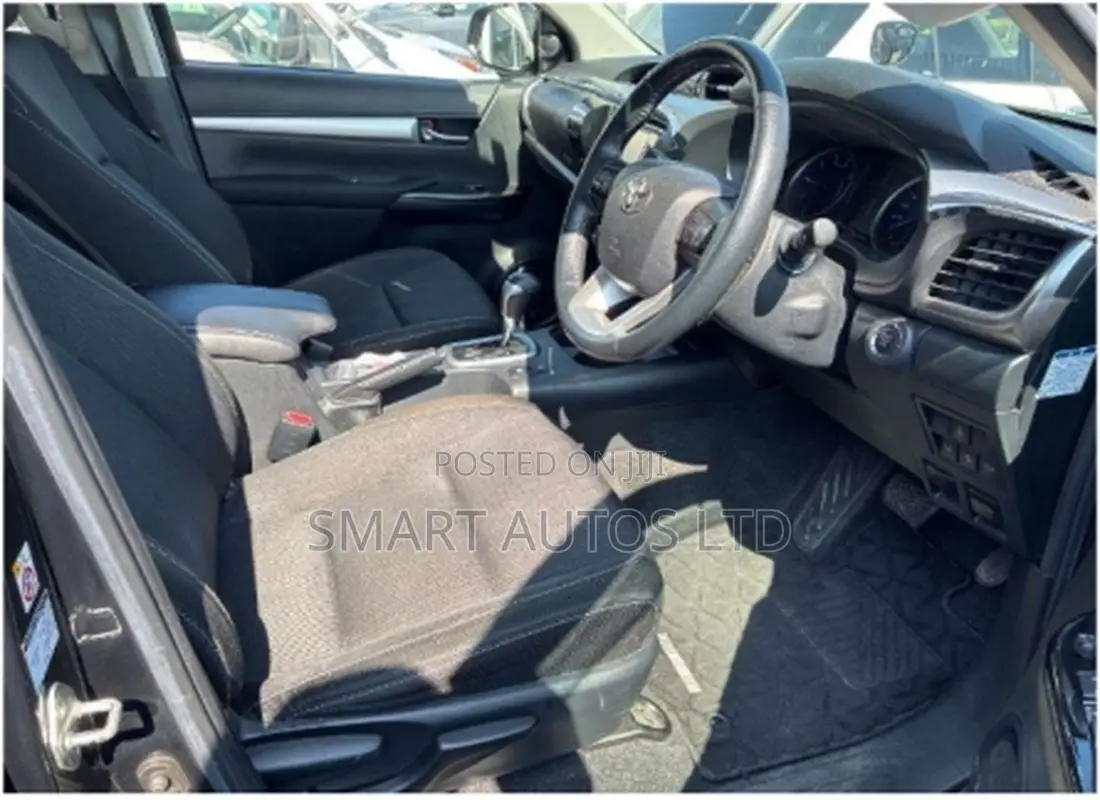 Toyota Hilux Revo Double Cab Deisel 2.4 AWD 2019 Matt Black