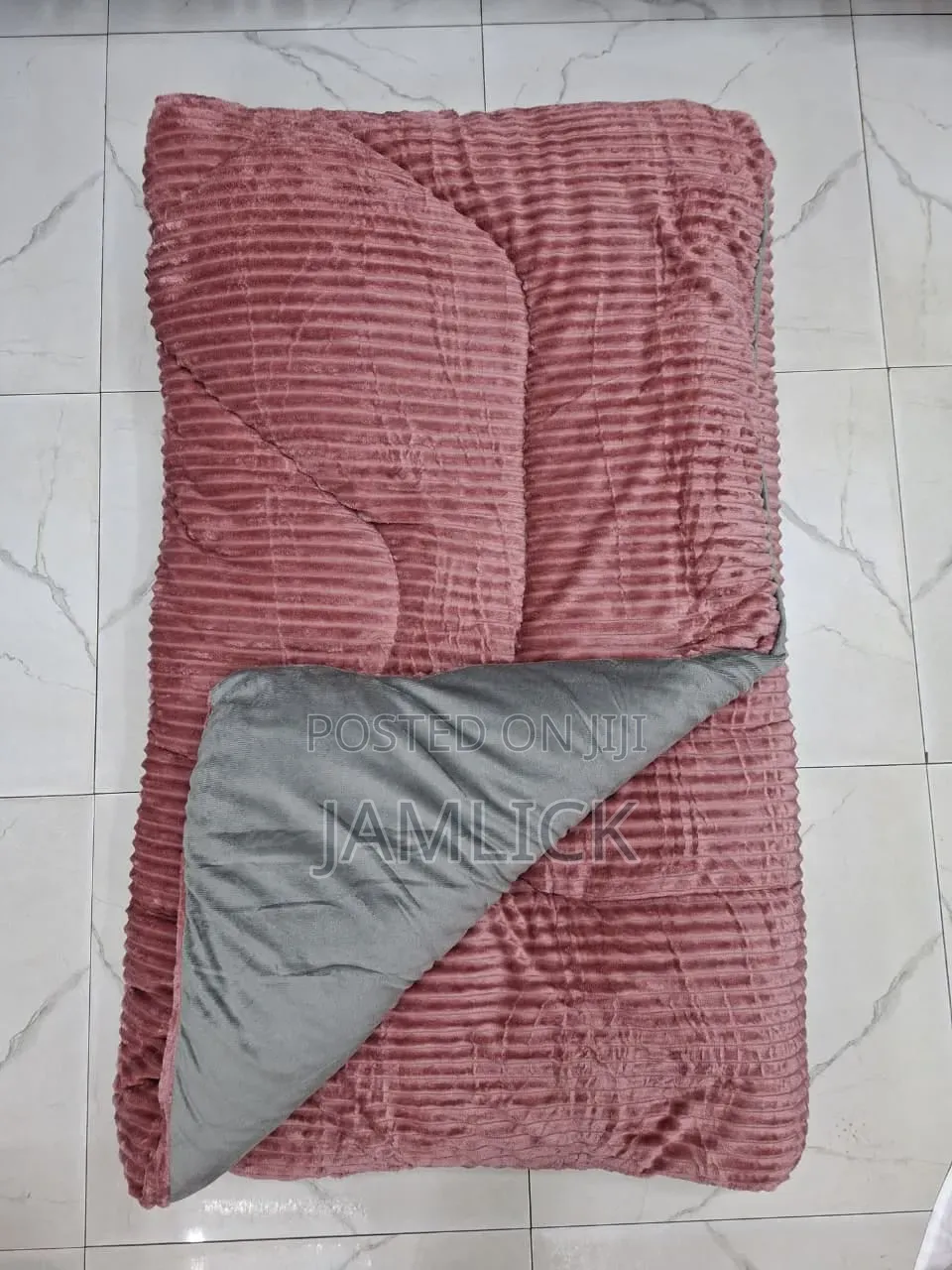 Single Velvet Woollen Duvet - Pt