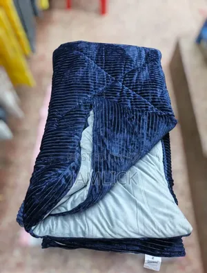 Single Velvet Woollen Duvet - Pt