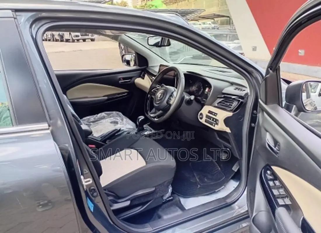 Toyota Starlet 2025 Gray