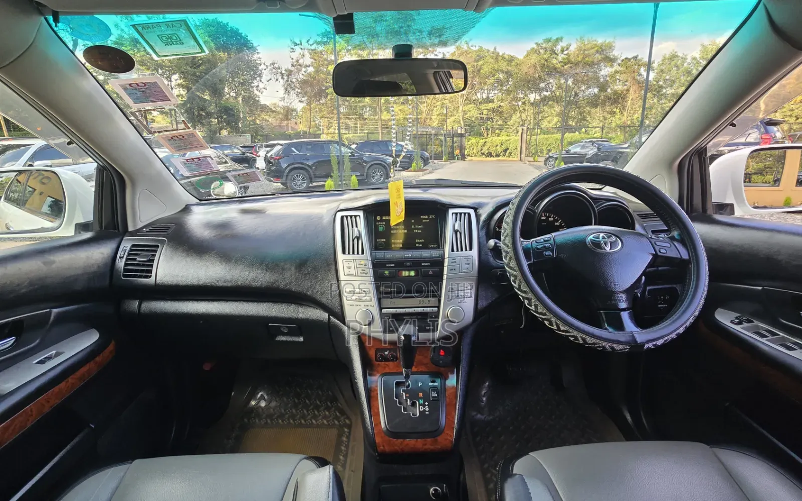 Toyota Harrier 2007 White