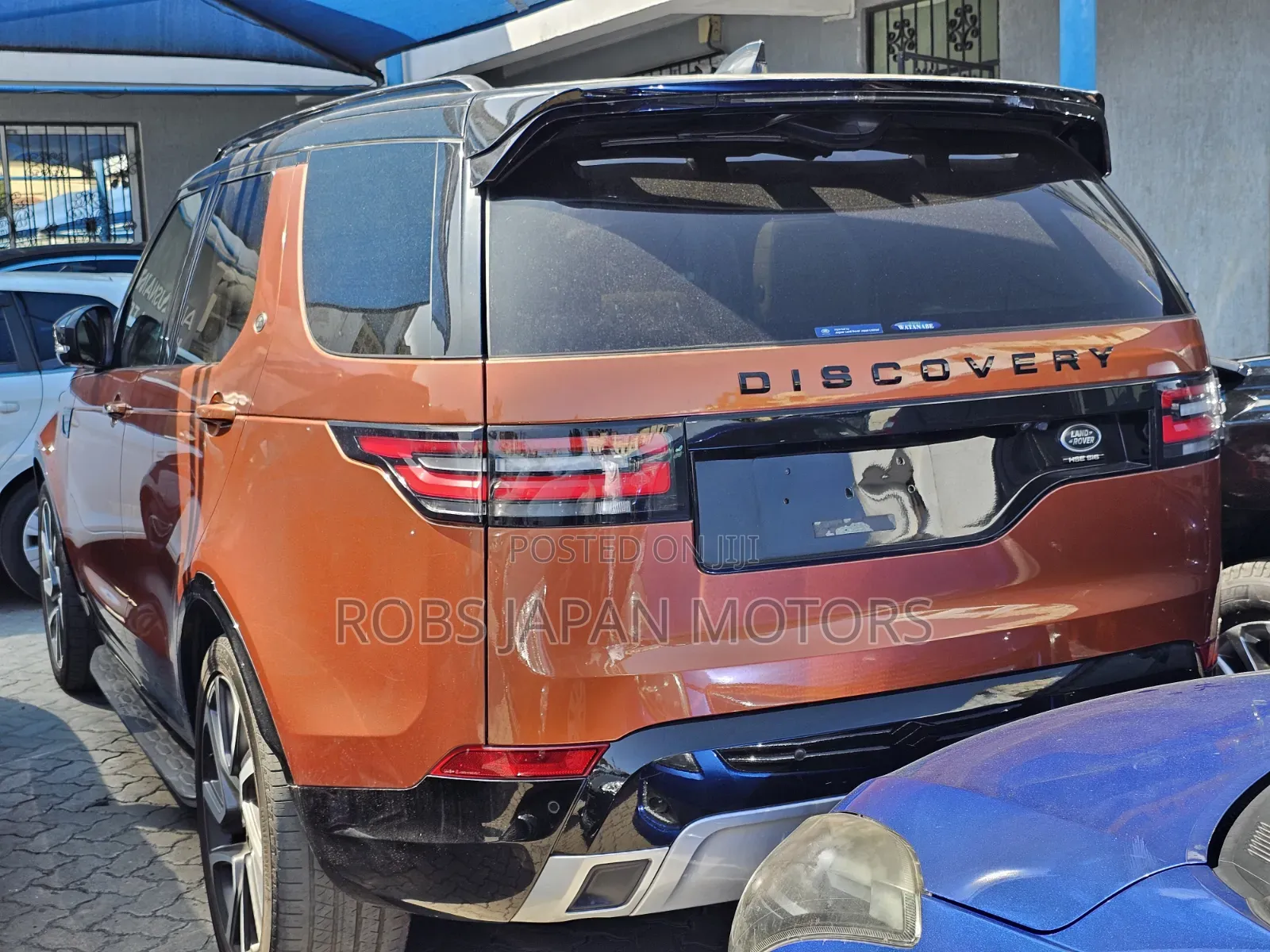 Land Rover Discovery 2018 Orange