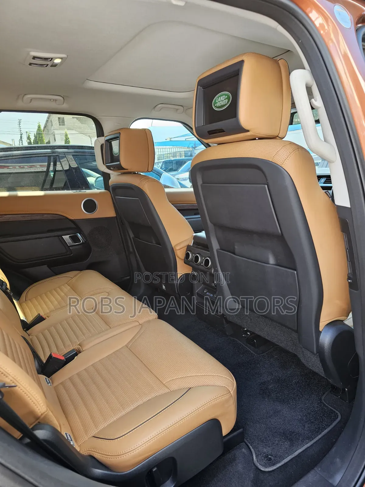 Land Rover Discovery 2018 Orange