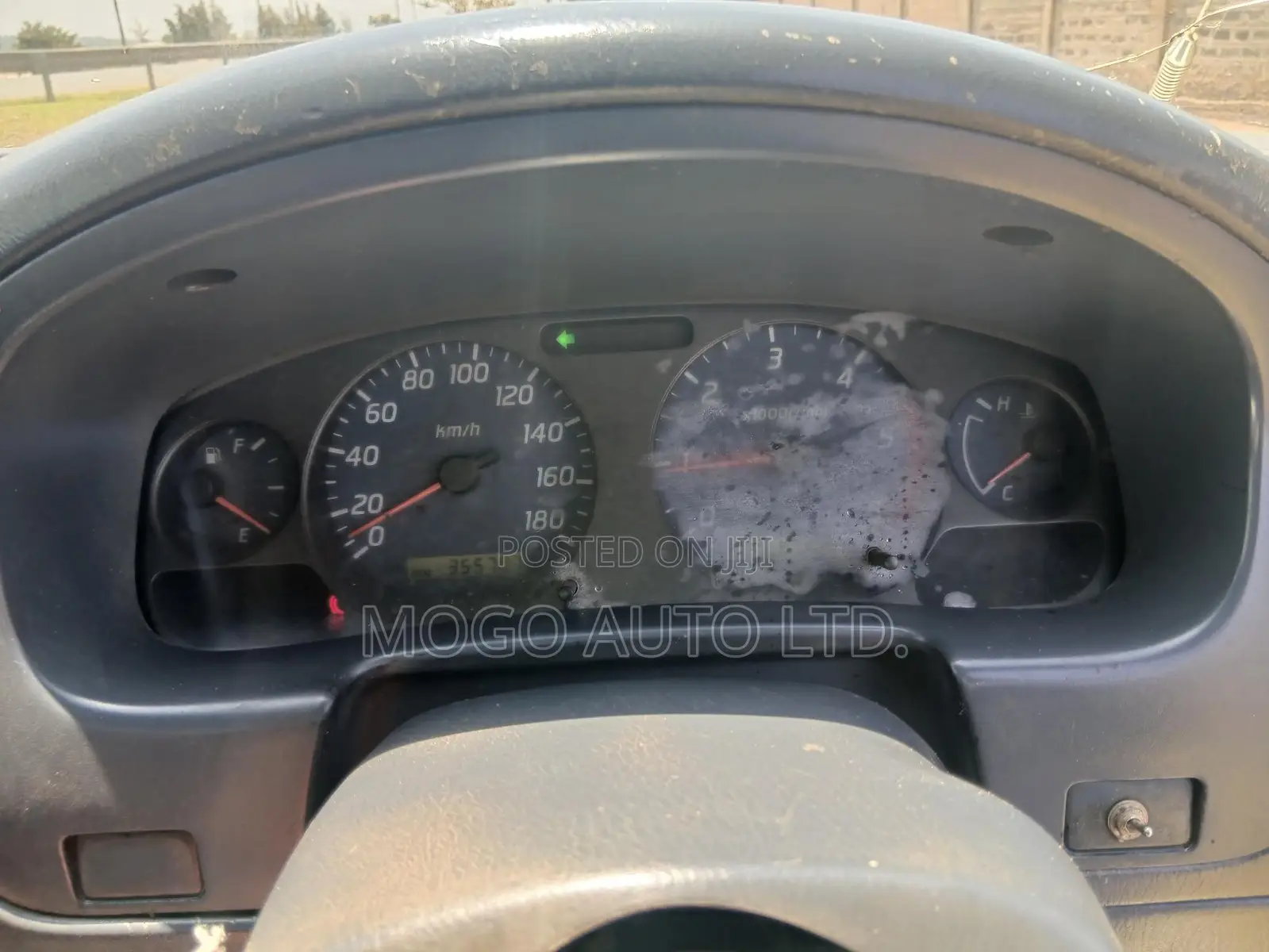 Nissan Hardbody 2000i 2006 White