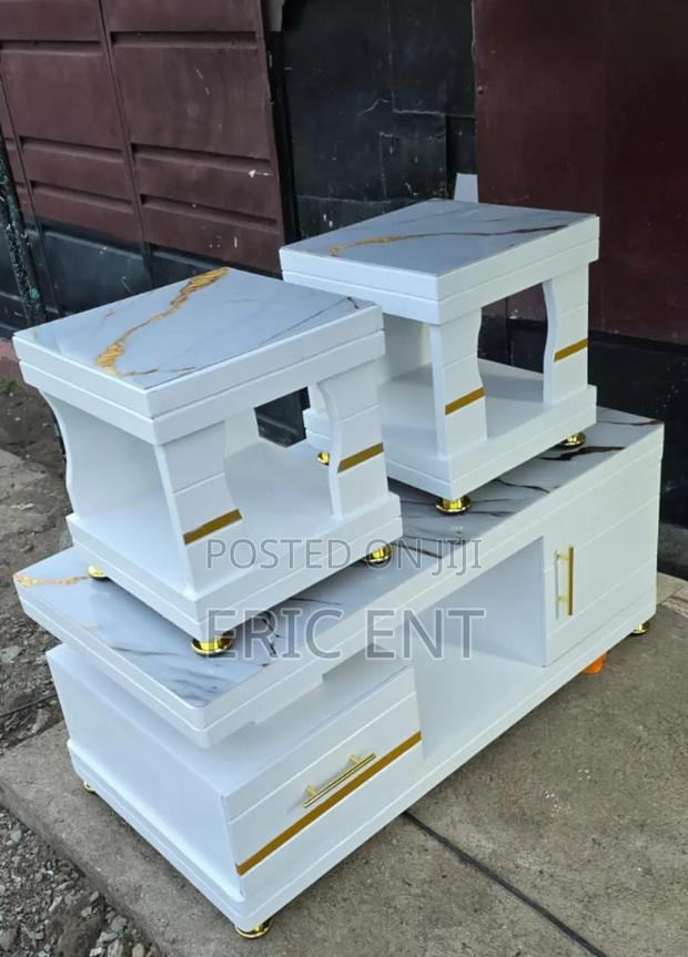 COFFEE TABLE With Glass/Marble Topping With 2 Stools
