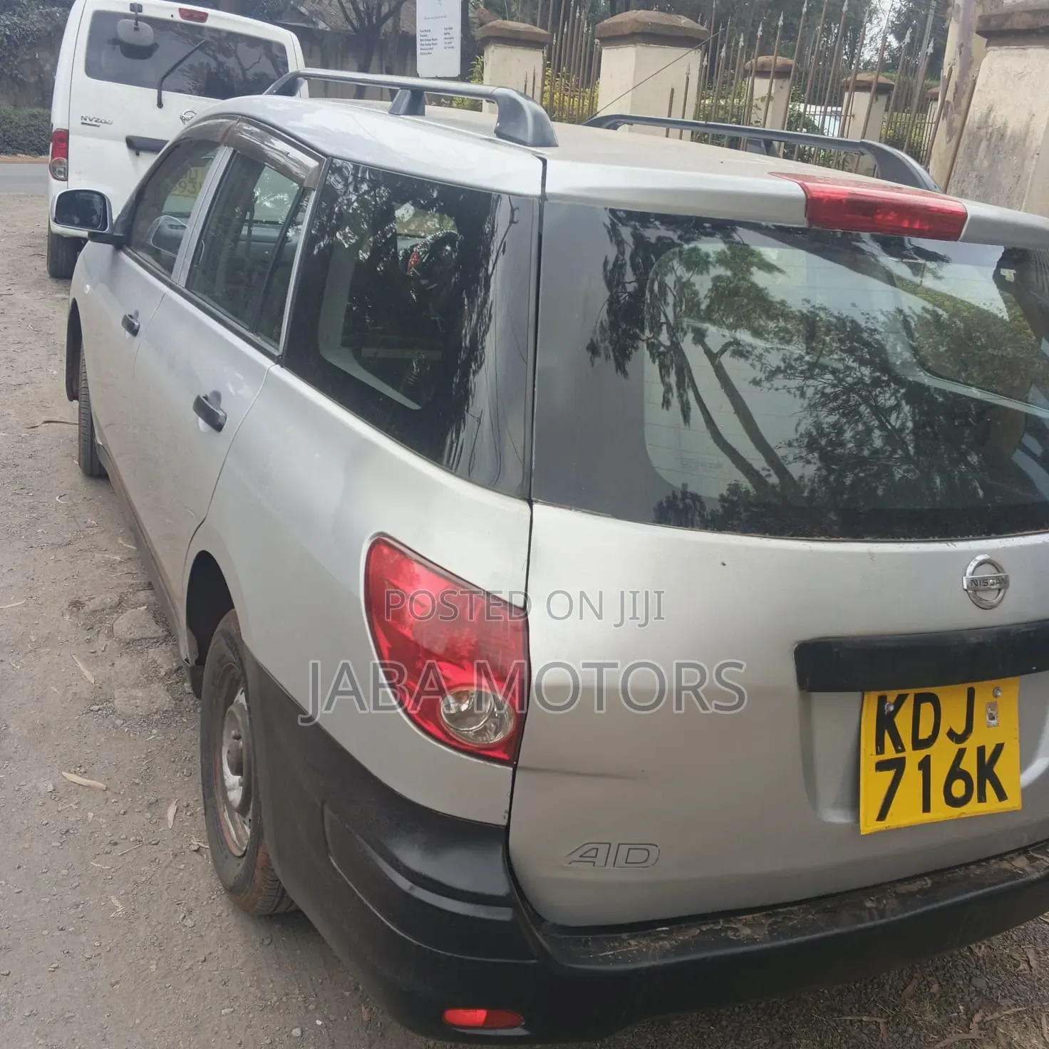 Nissan Advan 2015 Silver