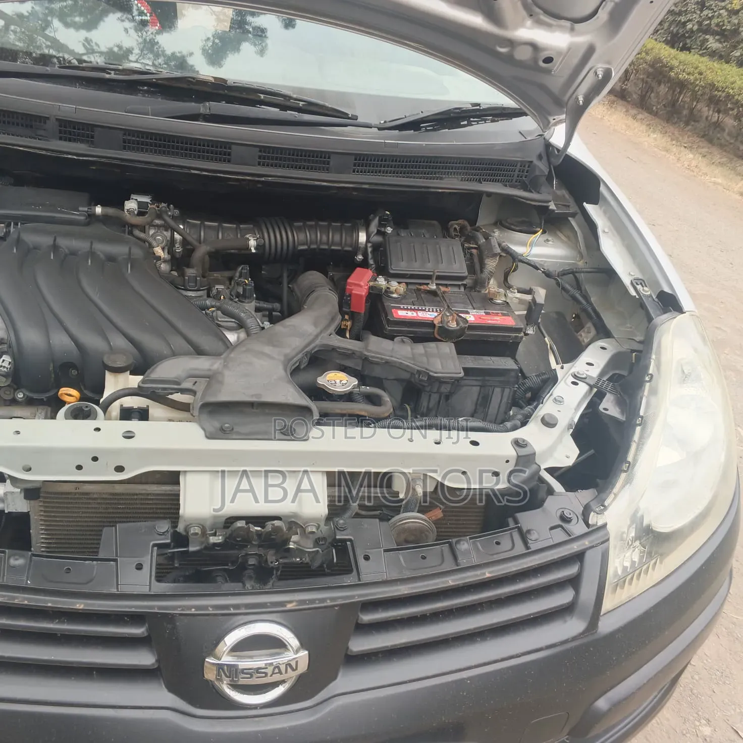 Nissan Advan 2015 Silver
