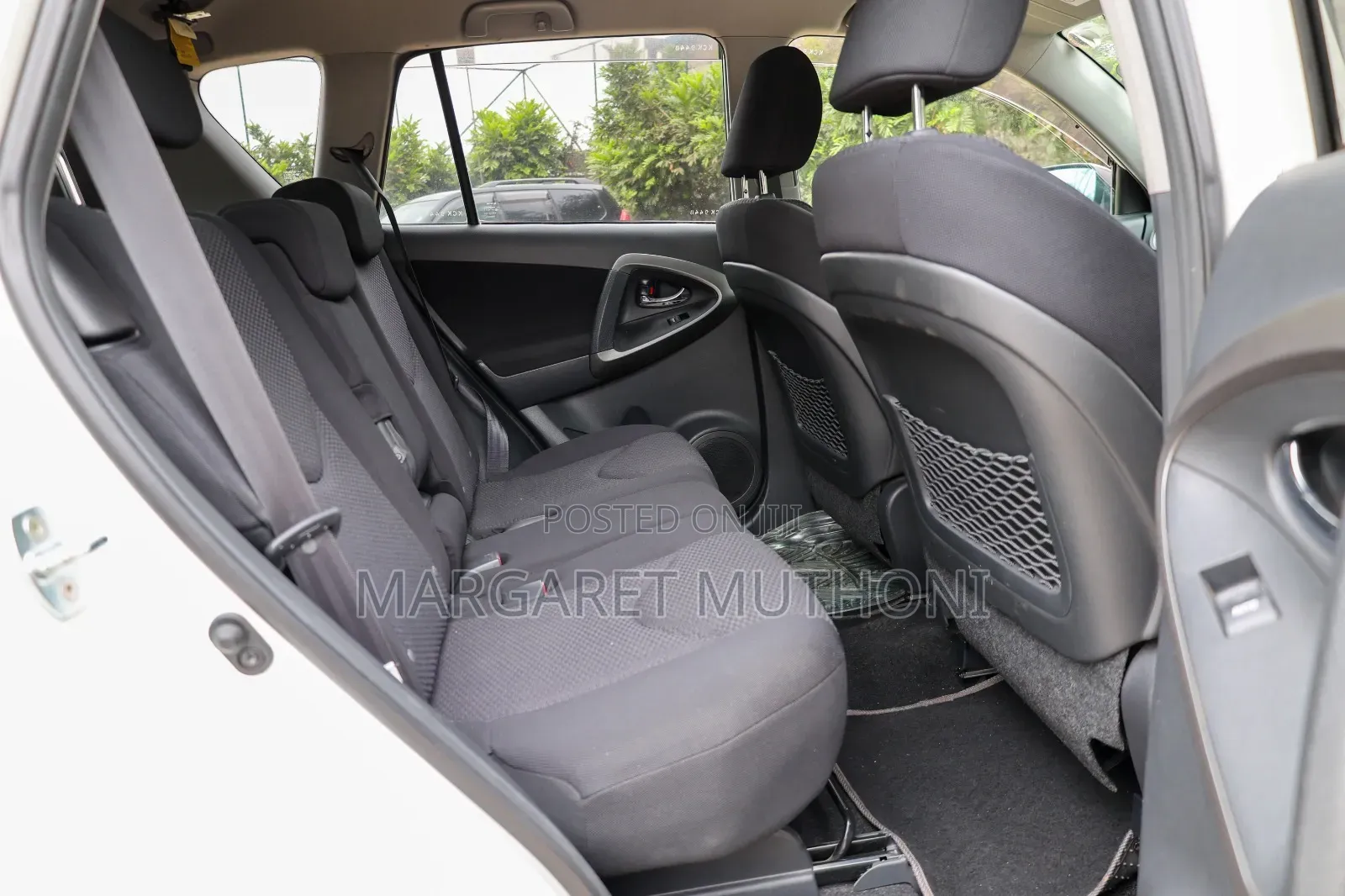 Toyota RAV4 2010 White