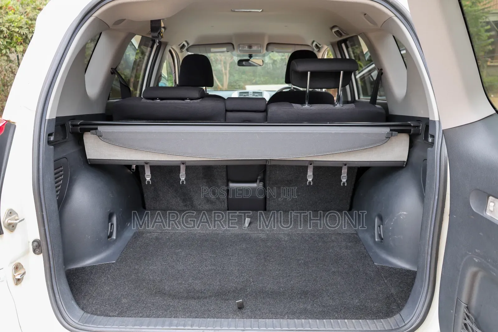 Toyota RAV4 2010 White