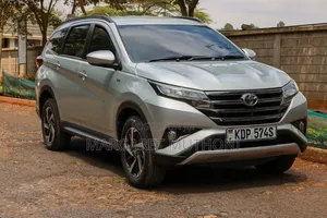 Toyota Rush 2022 Silver