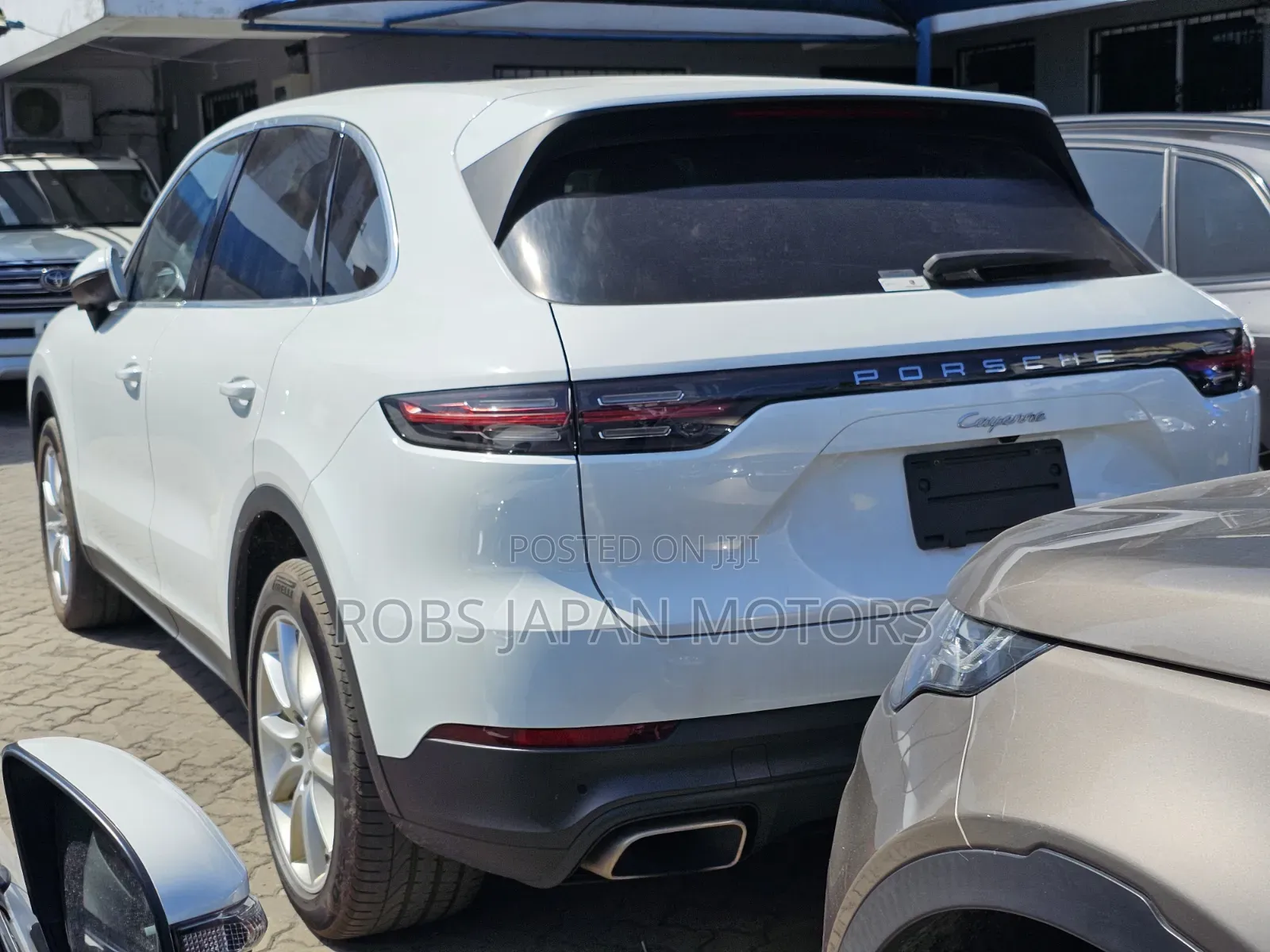Porsche Cayenne 2019 Off white