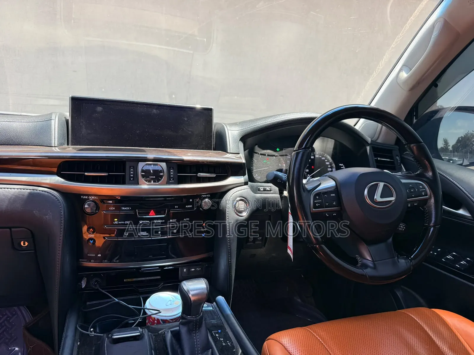 Lexus LX 2016 Black