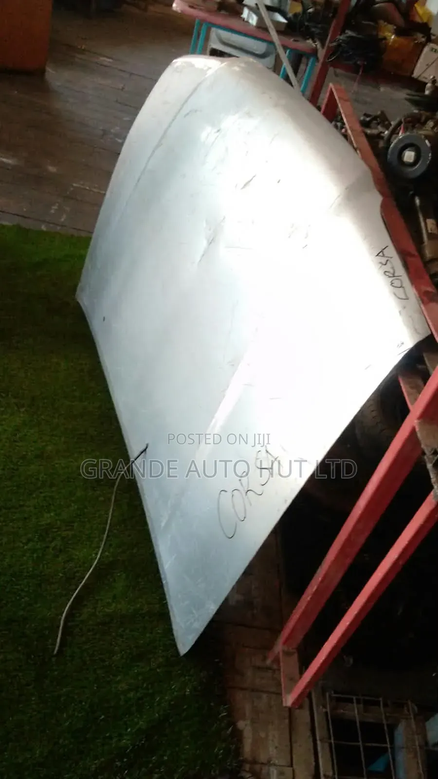 Toyota Corsa Bonnet