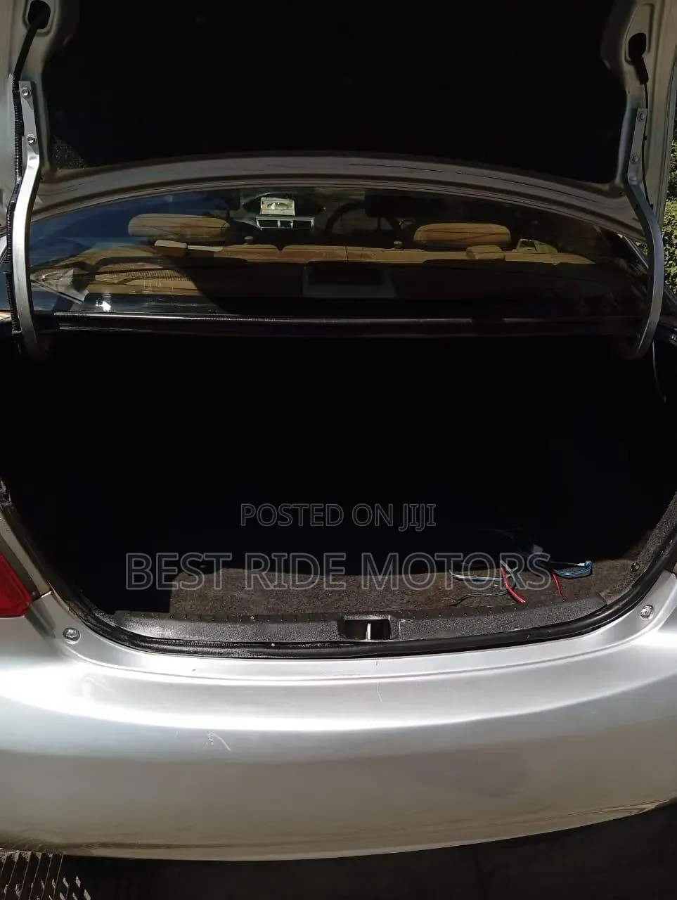 Toyota Belta 2009 Silver