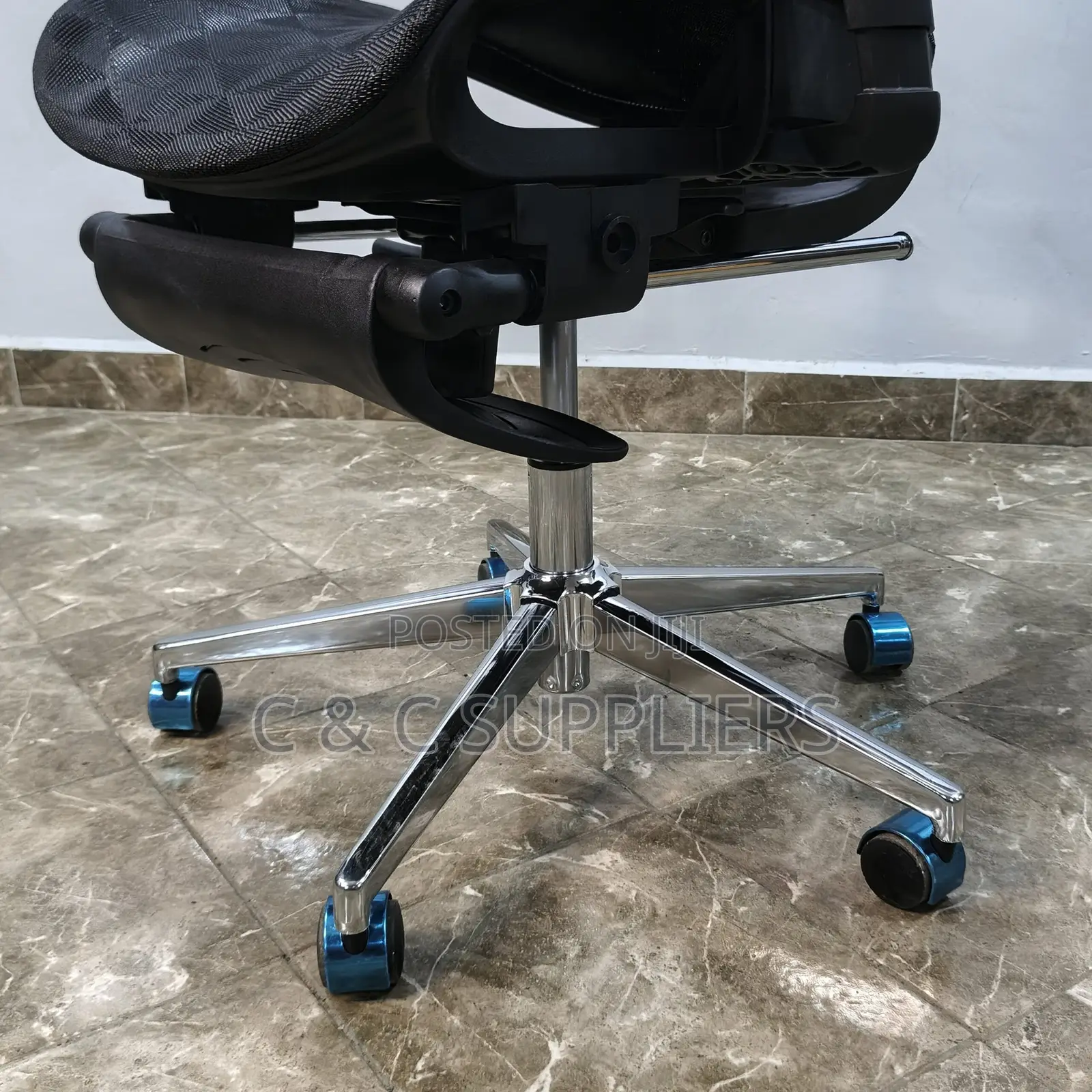 Orthopedic Ergonomic Mesh Conference Chair.