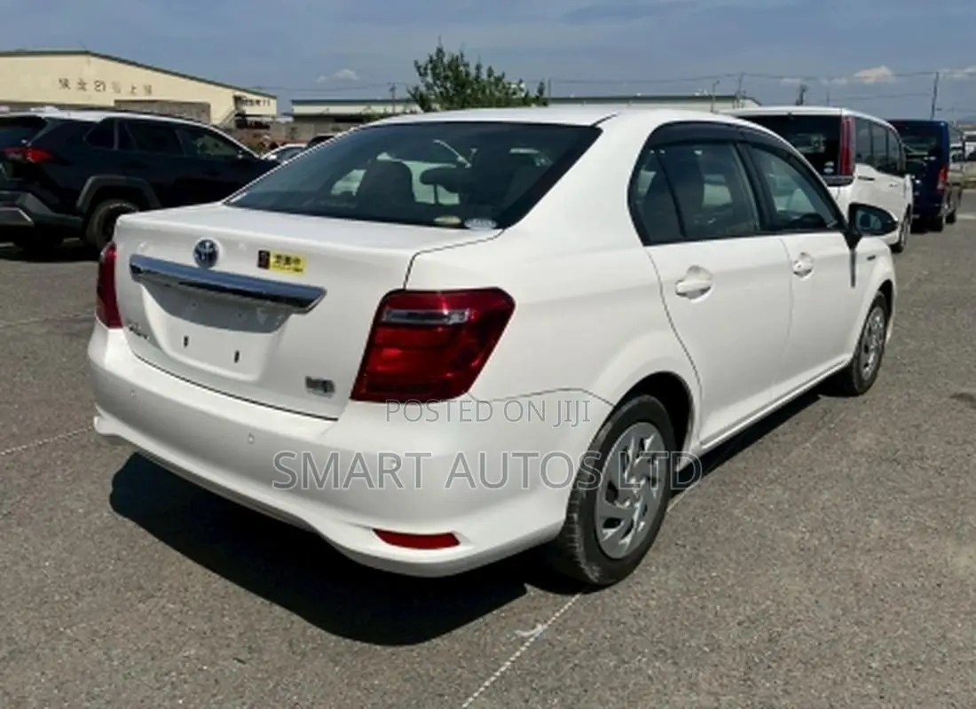 Toyota Axio 1.5 Hybrid G 2WD 2020