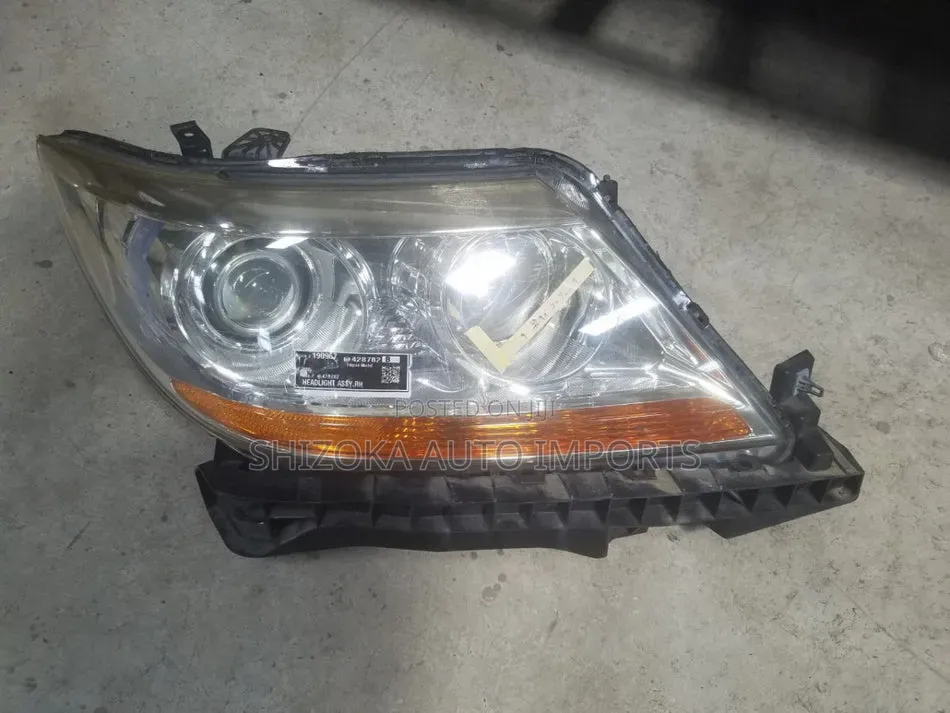 Headlight Assy Rh Honda Elysion Xenon