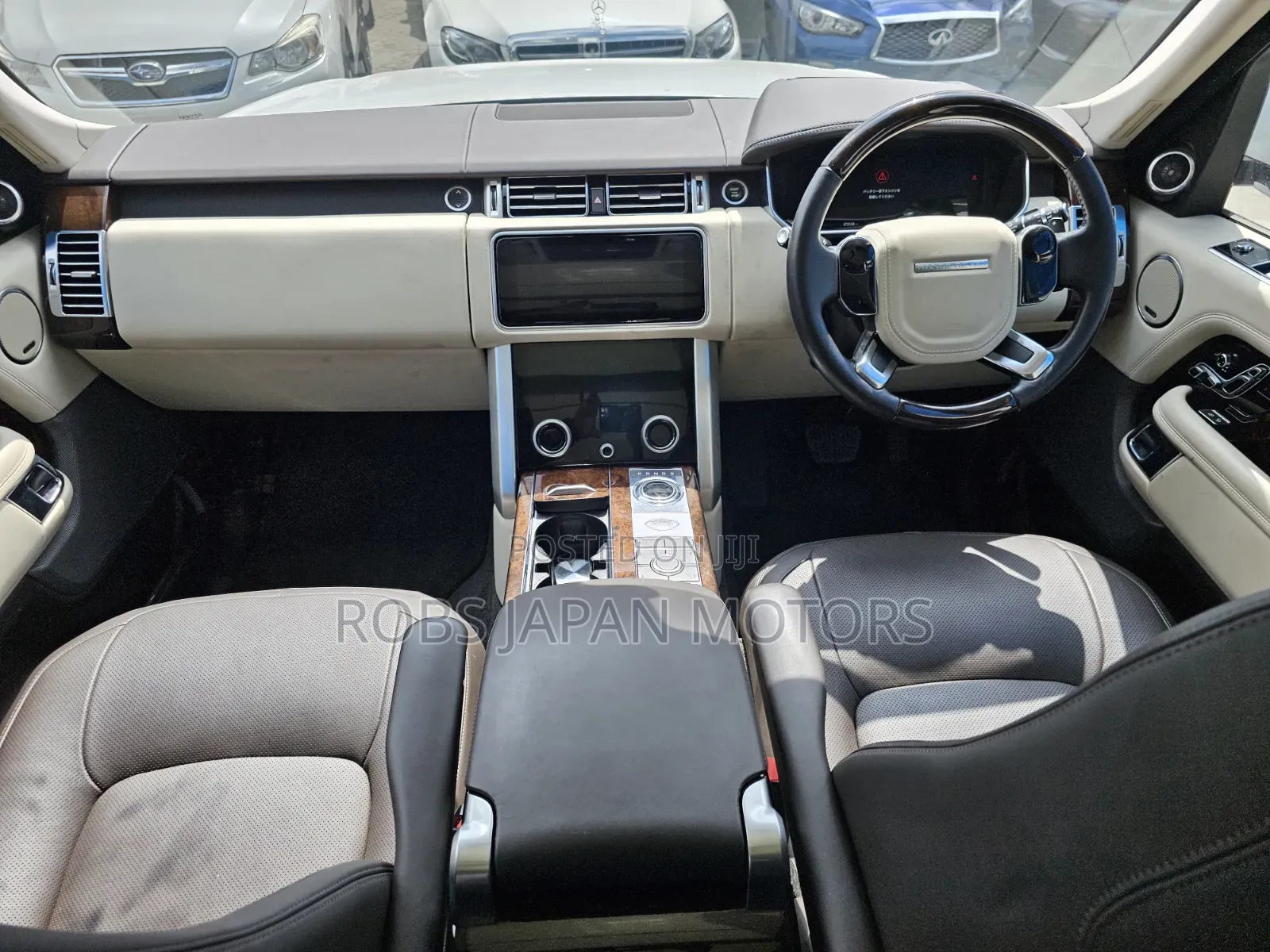 Land Rover Range Rover Vogue 2019 Pearl