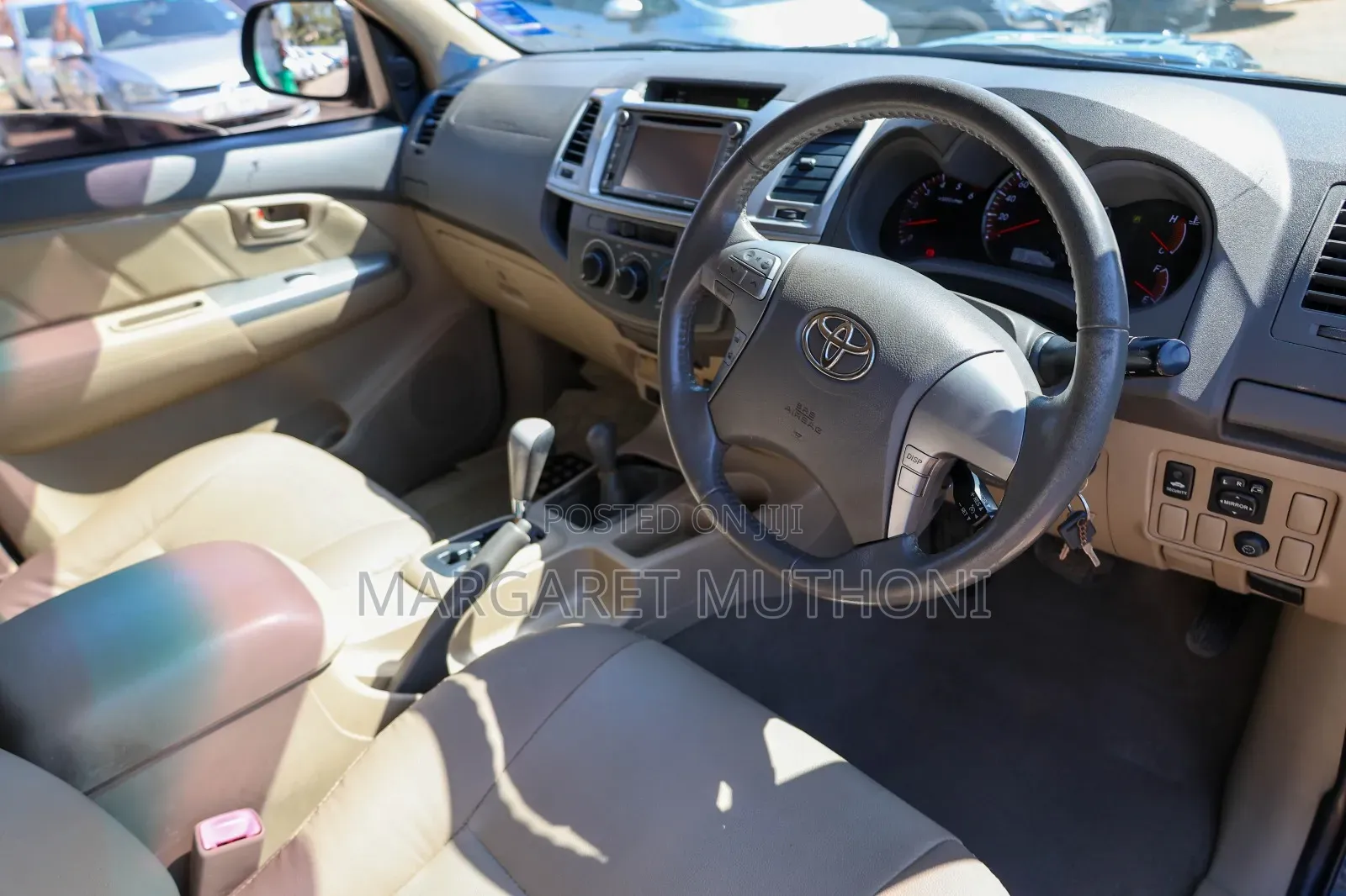 Toyota Hilux 2013 Black