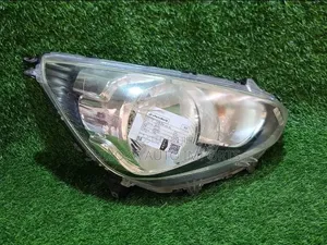 Headlight Assy Rh Mitsubishi Mirage Non Xenon 2012