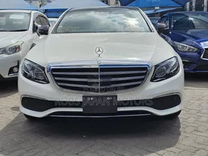 Mercedes-Benz E400 2018 Off white