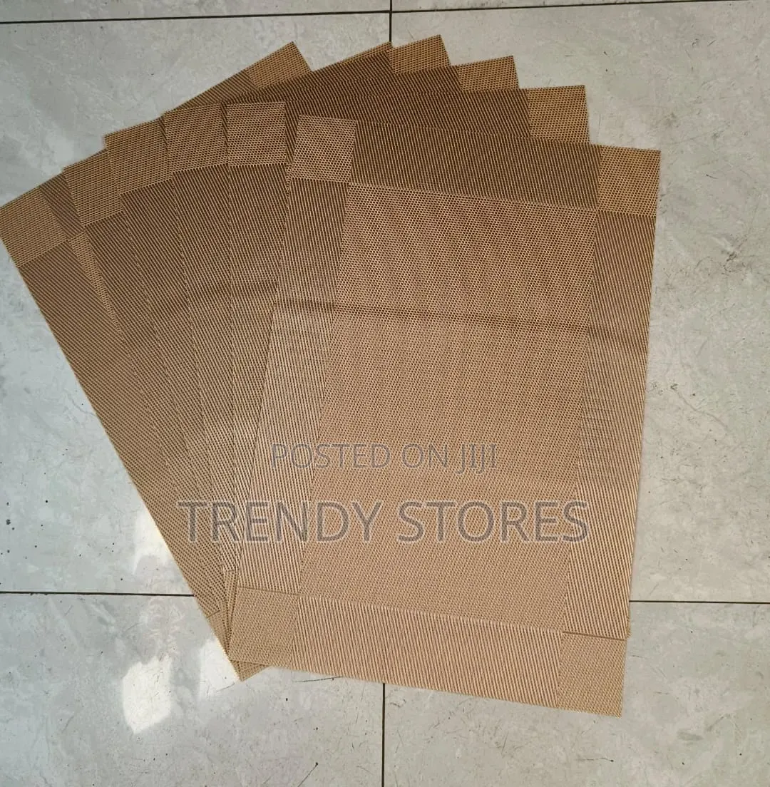 *Table Mats
