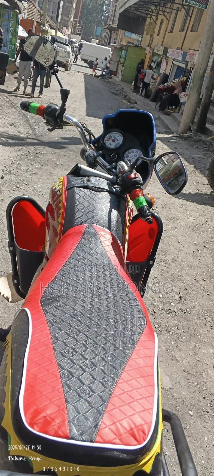 TVS HLX Plus ES 2025 Red