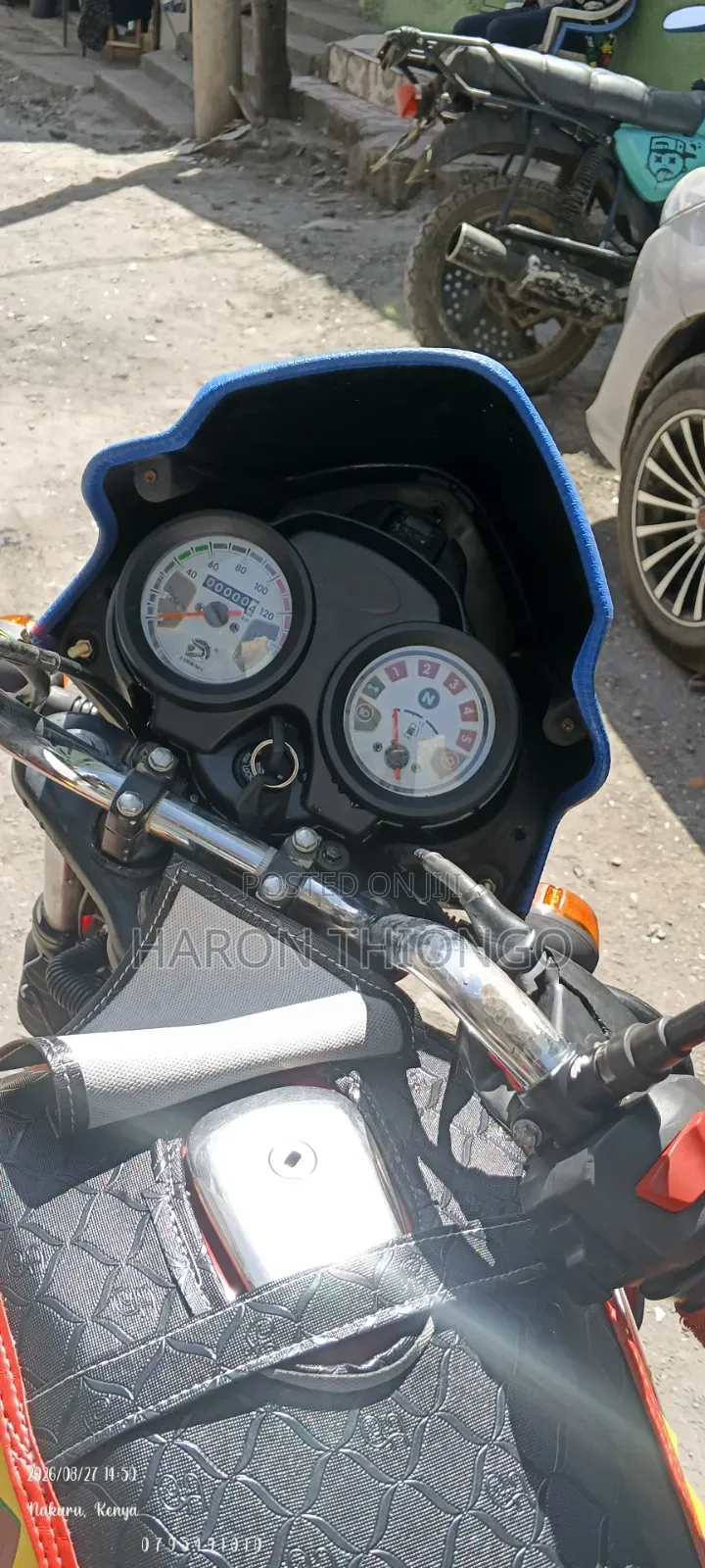 TVS HLX Plus ES 2025 Red
