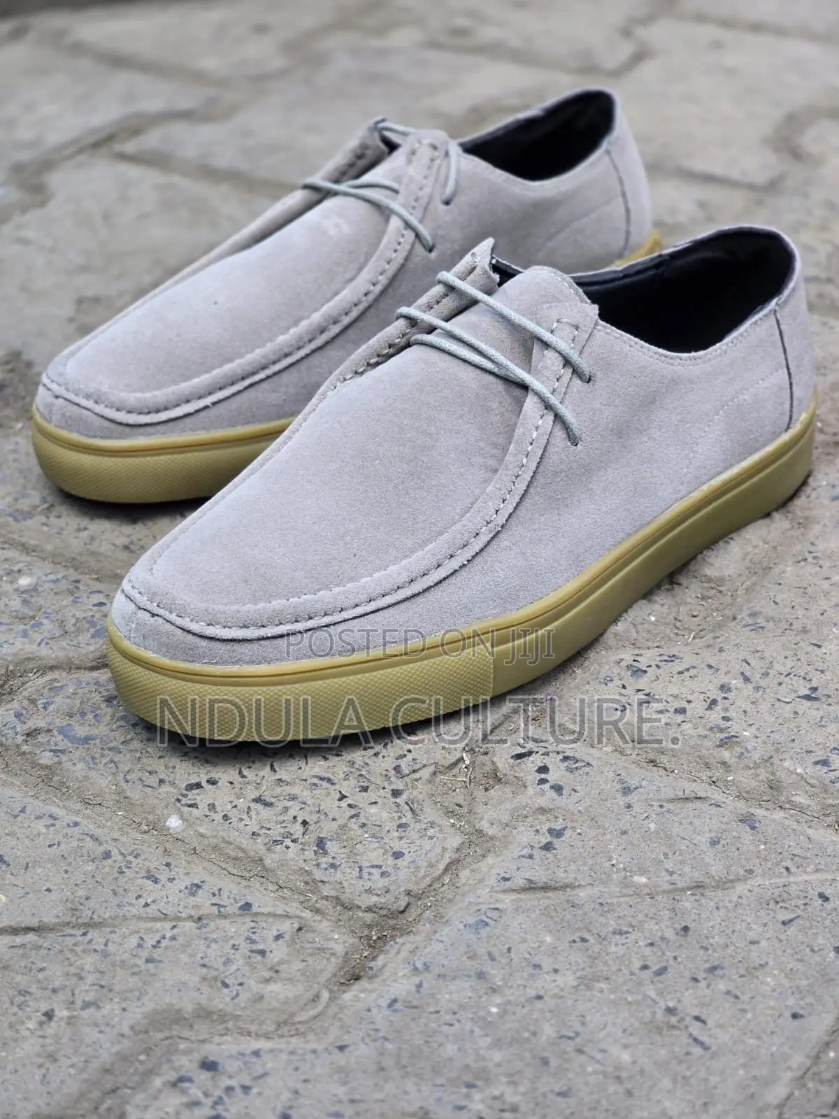 Clarks Suede Lowcut Laofers