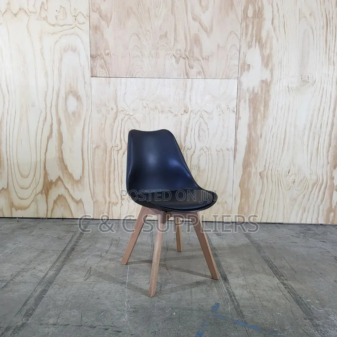 Modern Solid Eames Dining Chair.