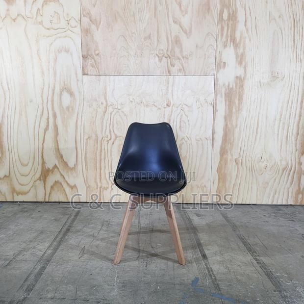 Modern Solid Eames Dining Chair. - thumbnail 11