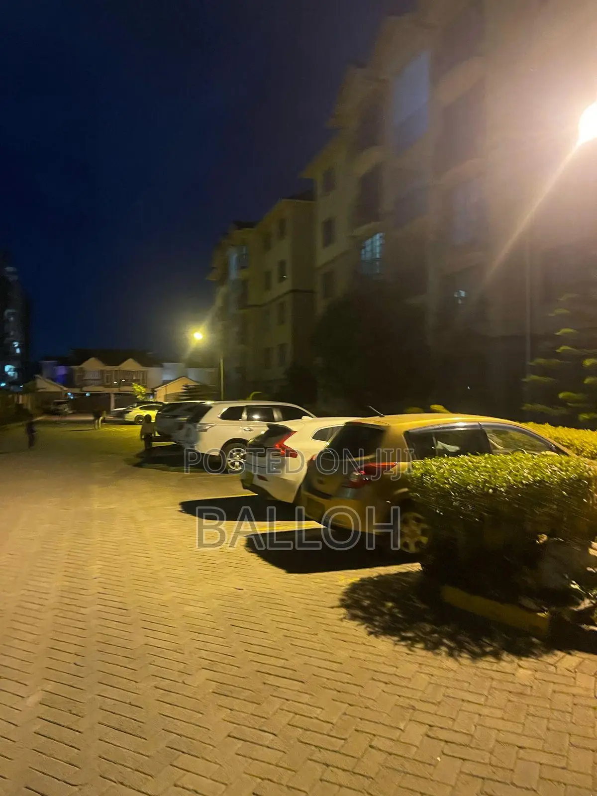 3bdrm Apartment in Shaba Village, Hotel 67 Area for rent