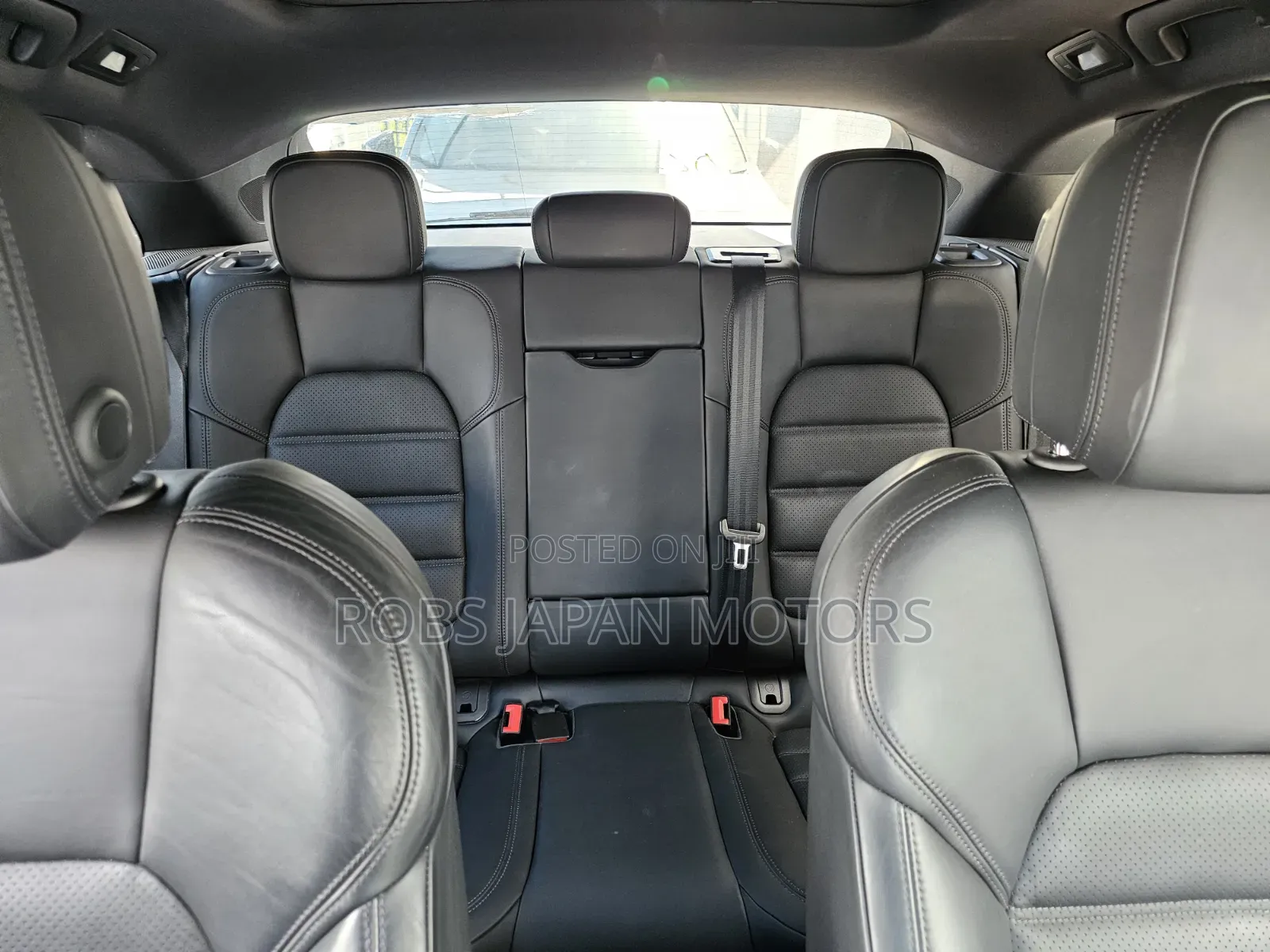 Porsche Macan 2018 Silver