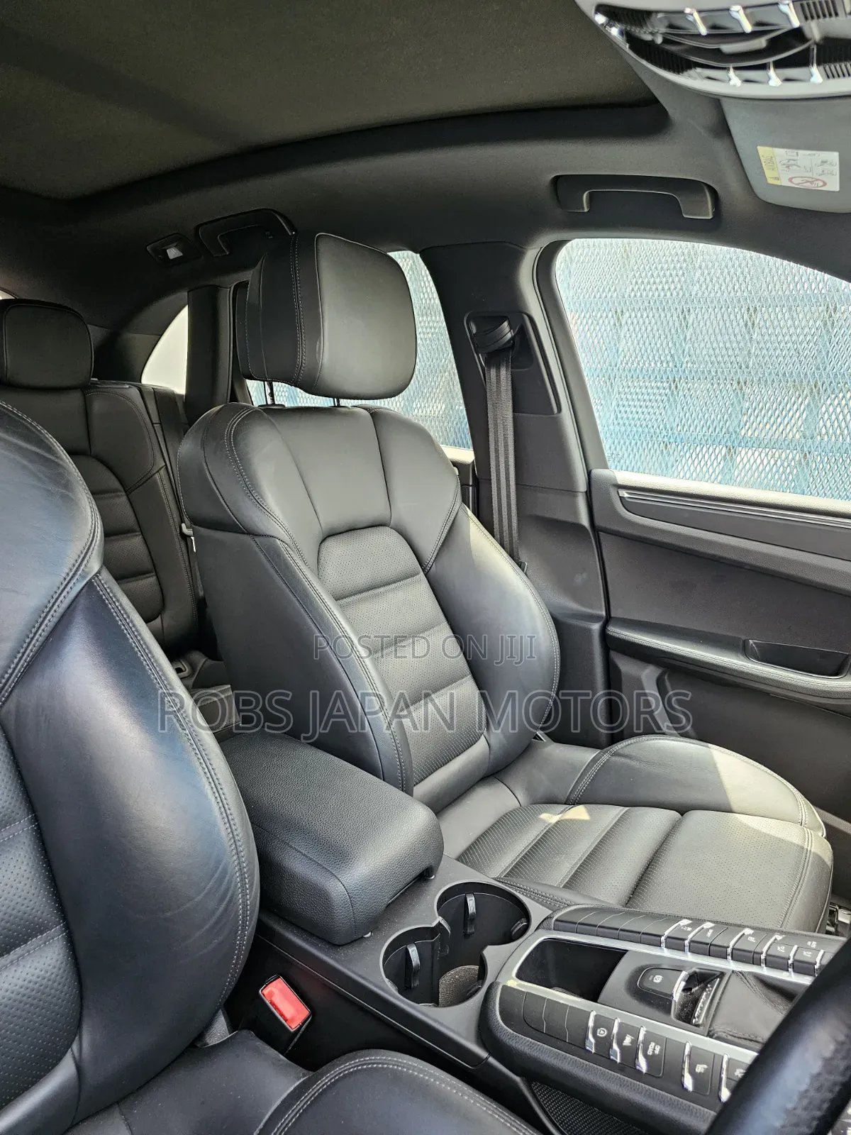 Porsche Macan 2018 Silver