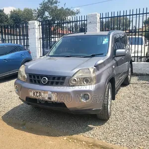 Nissan X-Trail 2010 Silver