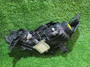 Headlight Assy Rh Xenon Nissan Dayz B21w