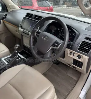 Toyota Land Cruiser Prado 2.7 2021 White
