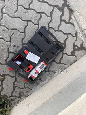 HEAVY COMMERCIAL AUTEL KM100e Key Programmer
