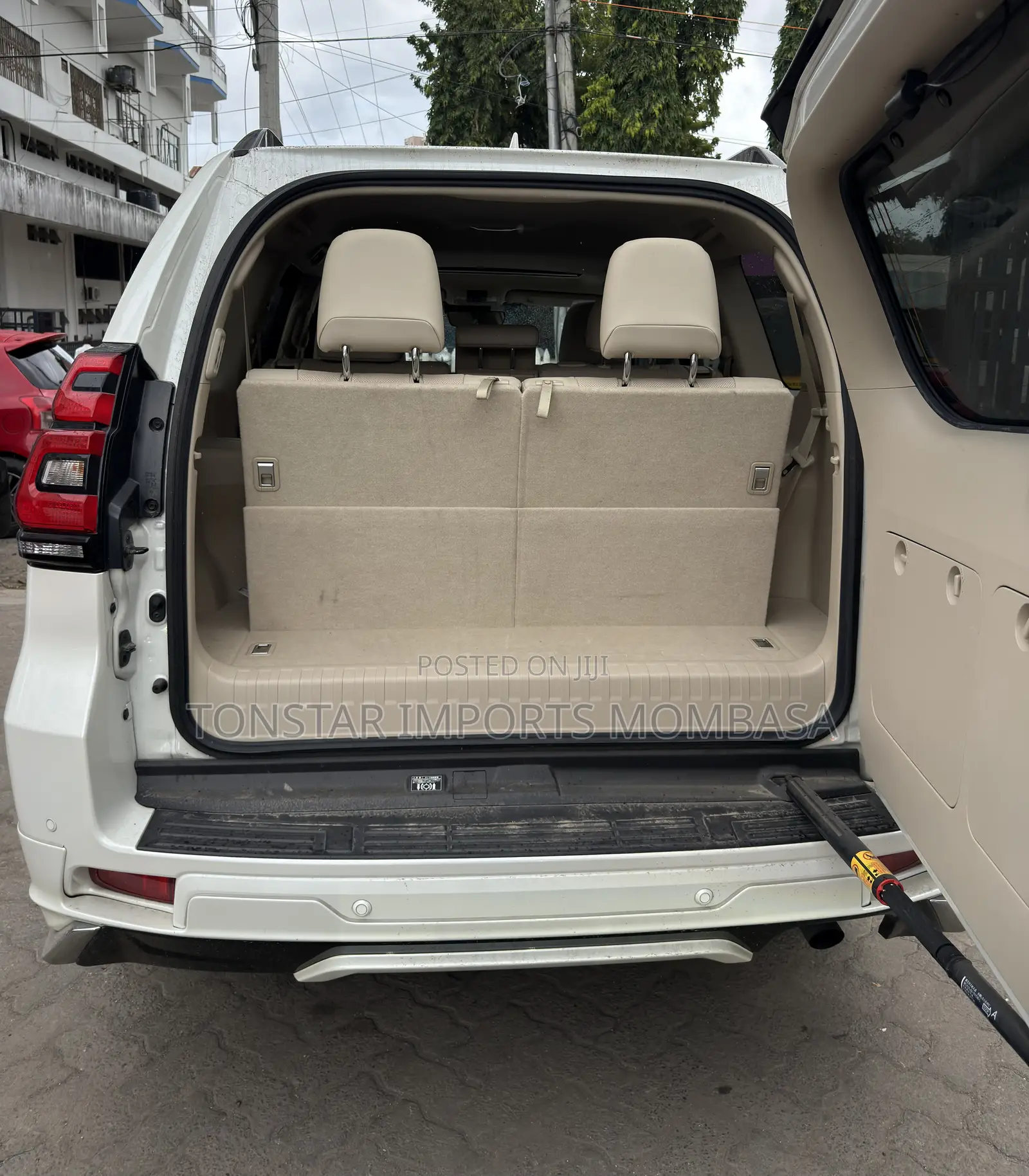 Toyota Land Cruiser Prado 2.7 2021 White