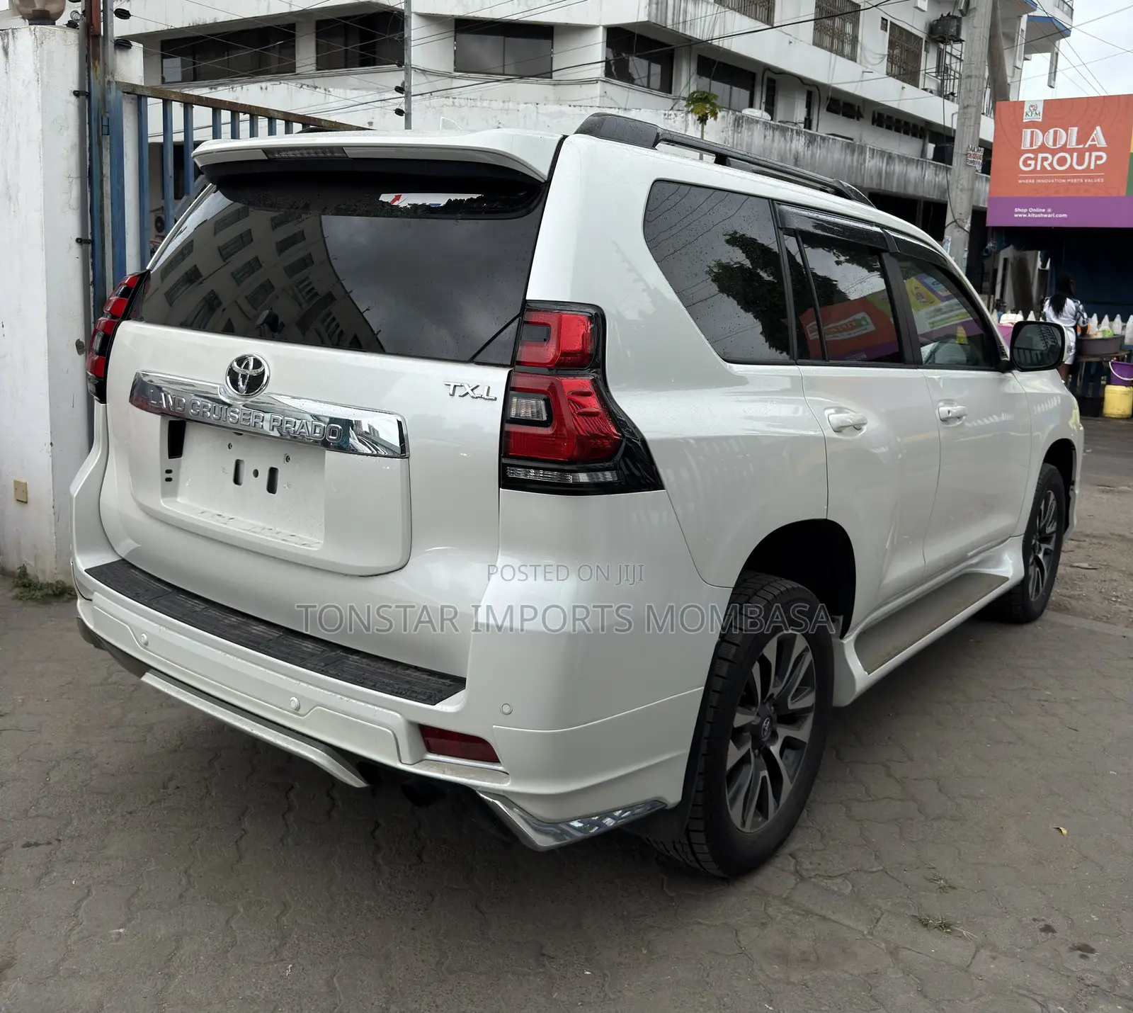 Toyota Land Cruiser Prado 2.7 2021 White
