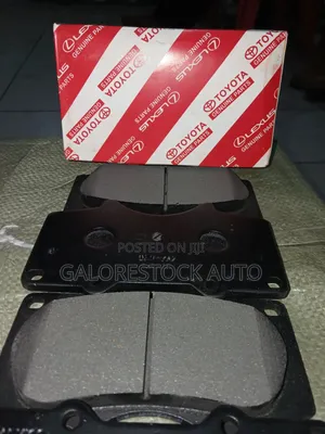 Toyota / ADVICS Front Disc Brake Pads (OEM Pad Set)